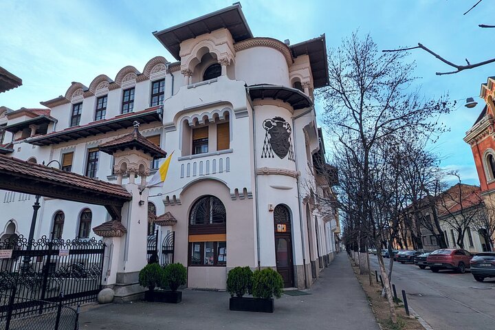 Half-Day Private Food and Wine Walking Tour Oradea Romania