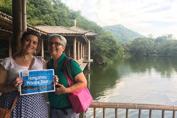 LUXURY Bullet Train Ride: Private Hangzhou Day Trip From Shanghai