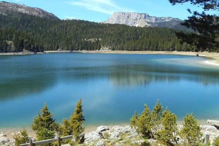 Durmitor National Park hiking tour - easy to moderate