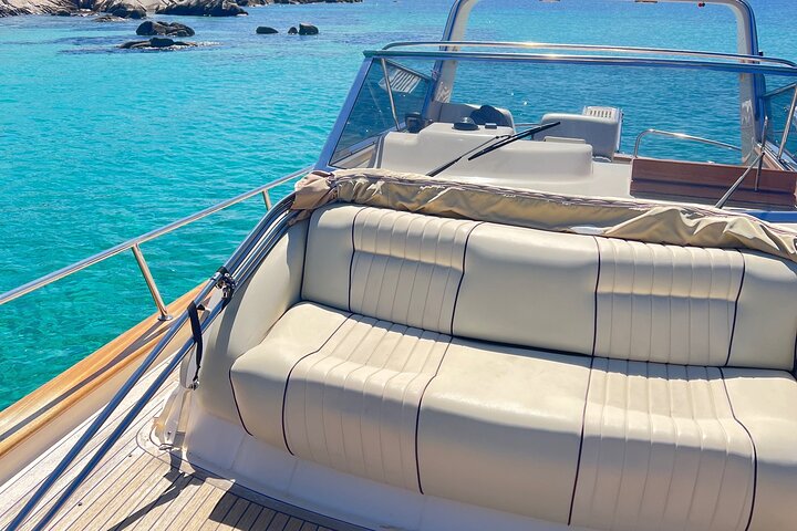 All inclusive private tour in the Archipelago of La Maddalena