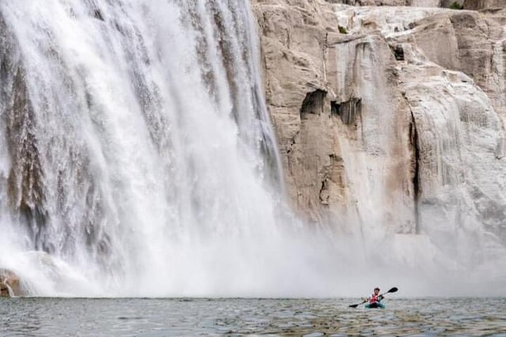 Twin Falls Solo Kayak Tour to Shoshone Falls