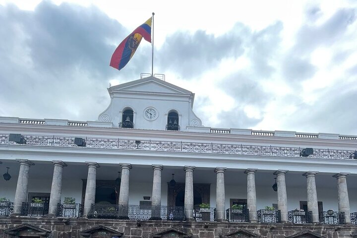 Quito City Tour: Old Town, Panecillo & Local Cuisine