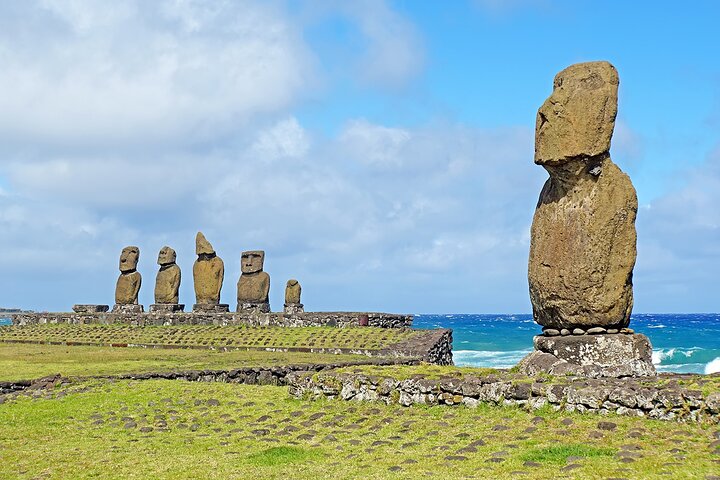 Mysteries and Legends: Complete Journey of Rapa Nui in 3 Tours