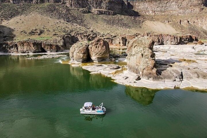 Scenic Boat Tour to Pillar Falls in Twin Falls, Idaho