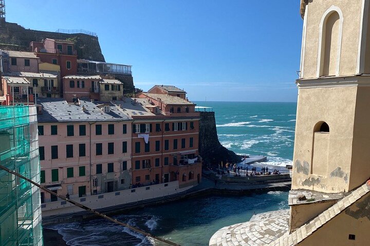 Cinque Terre PrivateTour by van from Lucca, Pisa or LaSpezia Port