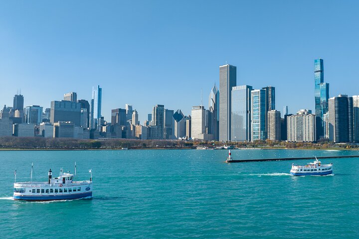 Lake Michigan Skyline Cruise in Chicago