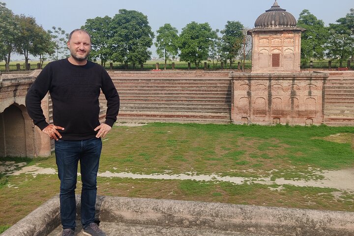 Amritsar City Tour ( Including Wagah Border Ceremony)