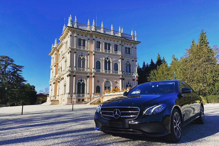 Como City: Private transfer to/from Malpensa Airport