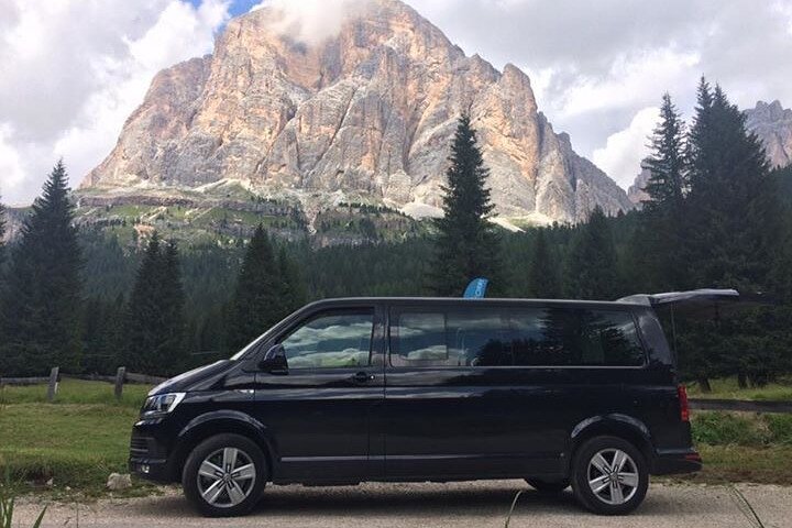 Daily tours in the Dolomites with departure and arrival in Cortina d'Ampezzo