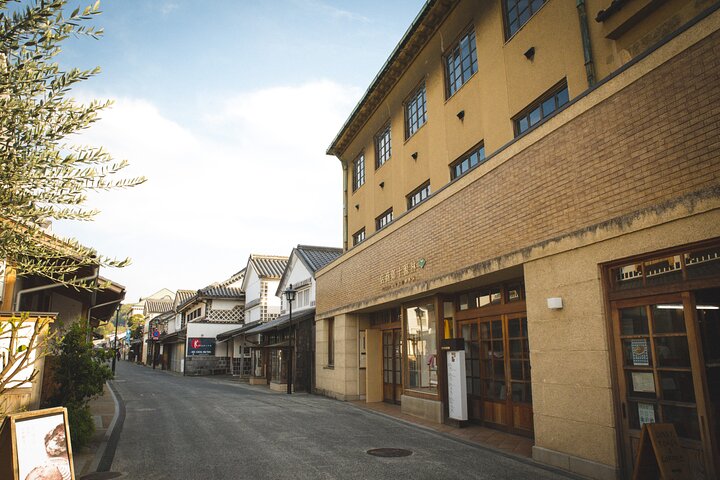 Walking Tour Blending into Kurashiki’s Cotton-Spun Way of Life