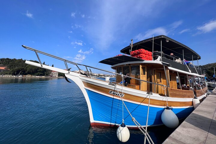 Full-Day Elaphite Islands Cruise from Dubrovnik with Lunch