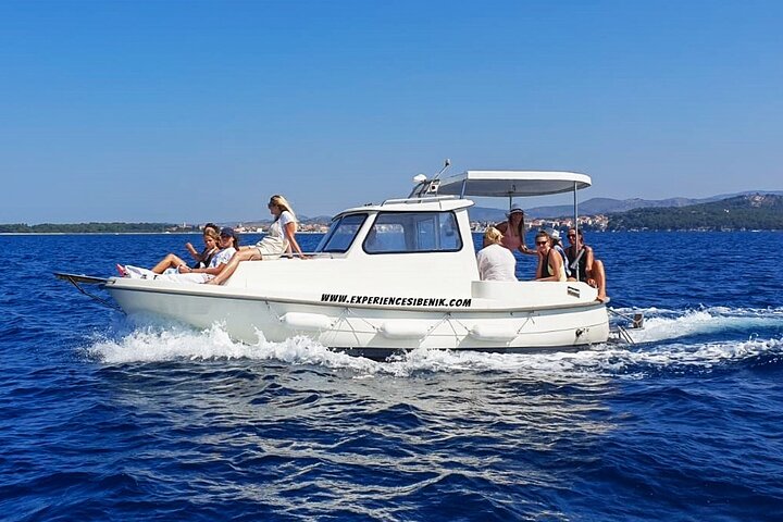 Private Boat Trip Swim and Chill in Crystal Blue Šibenik half day