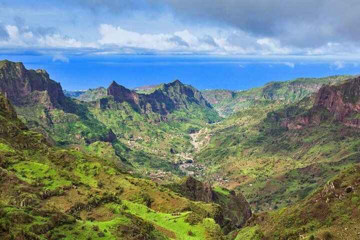 From Praia: Discover Santiago Island in 1 Day