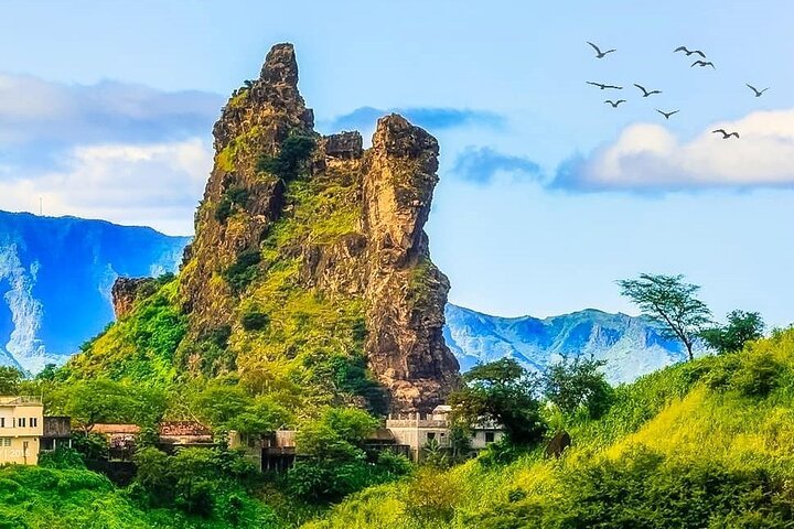 From Praia: Discover Santiago Island in 1 Day