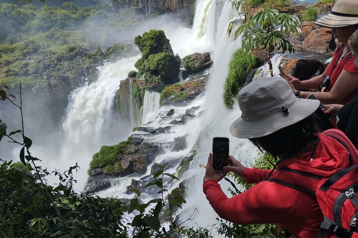 Best Private Tour Iguassu Falls Brazil, Argentina in 1 day