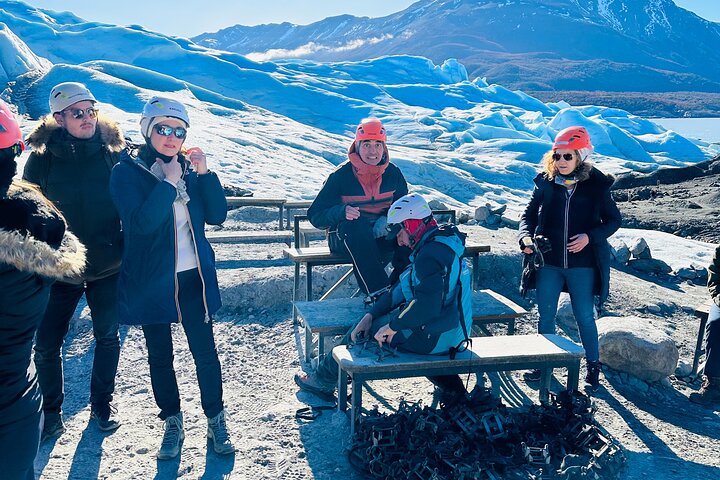 Perito Moreno Full Day Minitrekking with Transfer and Walkways