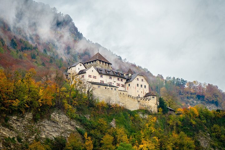 Private Transfer From Vaduz To Zurich, 2 Hour Stop in Balzers