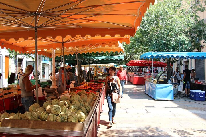 Toulon Food Tour – A Full French Meal Experience by Do Eat Better