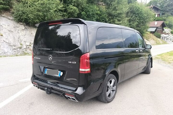 Private Transfer from Rotterdam Cruise Port to Amsterdam hotels