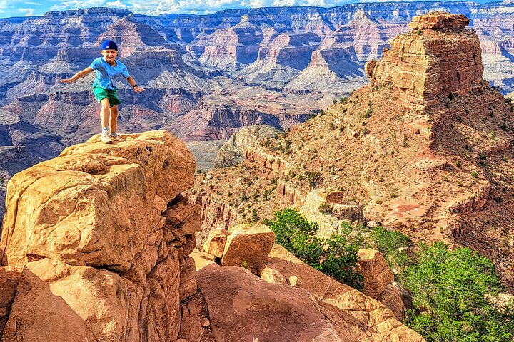 Grand Canyon Sunset Hiking Adventure Deep Below The South Rim