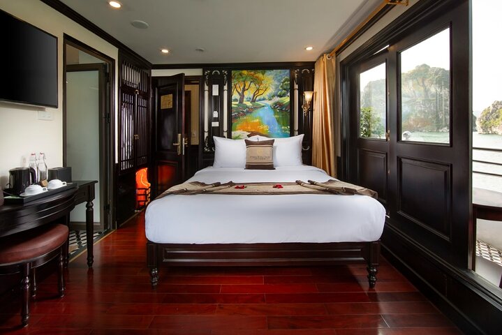 3 Day/2 Night Halong-Lan Ha Bay 5 Star Cruise with Balcony Cabin