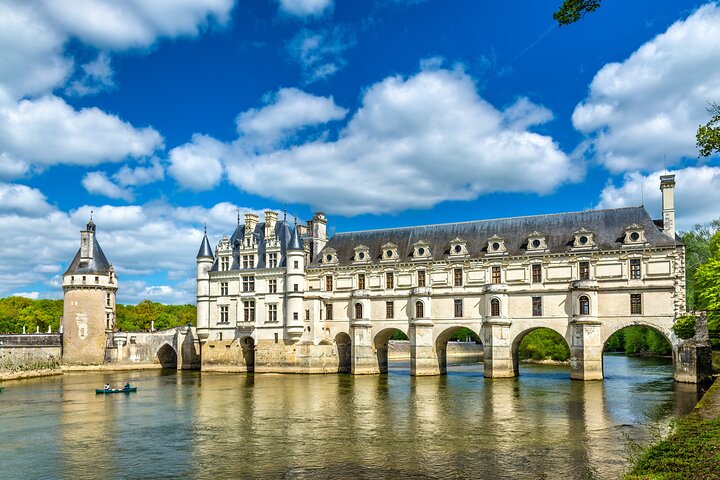 Chenonceau & Chambord Castles Private Day Trip From Tours