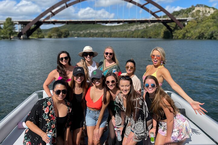 Lake Austin Private Boat - 2 Hour, Cooler, Swim, BYOB, Float Pad