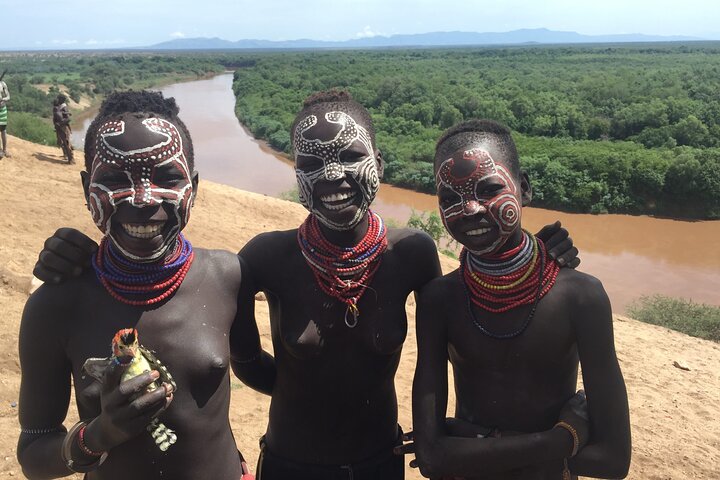 4-Day Omo Valley Cultural Tour – Discover Ethiopia’s Tribals