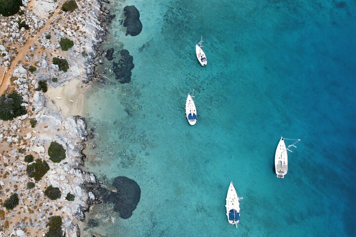 Sailing Trip to Dia with Snorkeling, Dining & Sunset Option