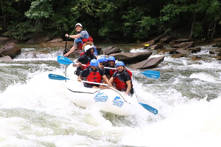 Full Ocoee River Rafting Adventure With Catered Shore Lunch