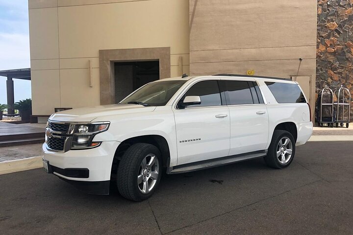Hartford Airport (BDL) to Hatfield Arrival Private Transfer