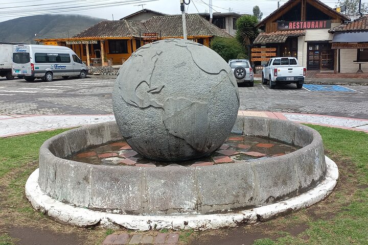 Otavalo Market, Art and Music with Middle of the World (Sundial)