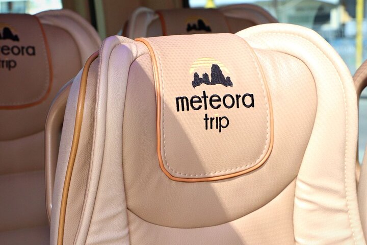 Meteora: Guided Sunset Tour with Monasteries and Caves Visit