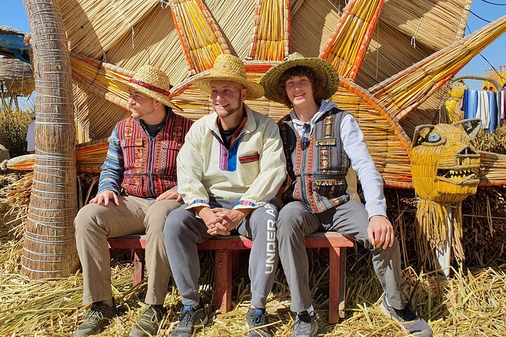 3h Boat Tour to Uros Island from Puno