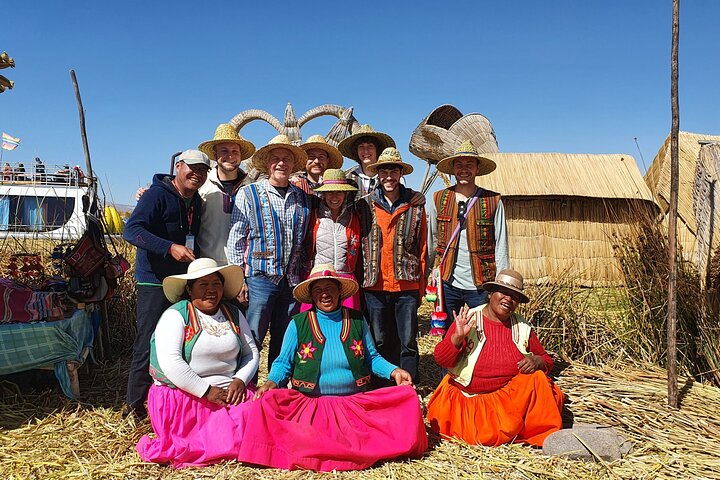 3h Boat Tour to Uros Island from Puno