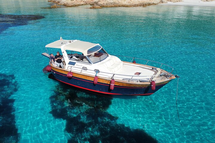 All inclusive private tour in the Archipelago of La Maddalena