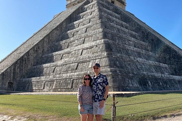 Private Guide Service in the Archaeological Zone of Chichen Itza