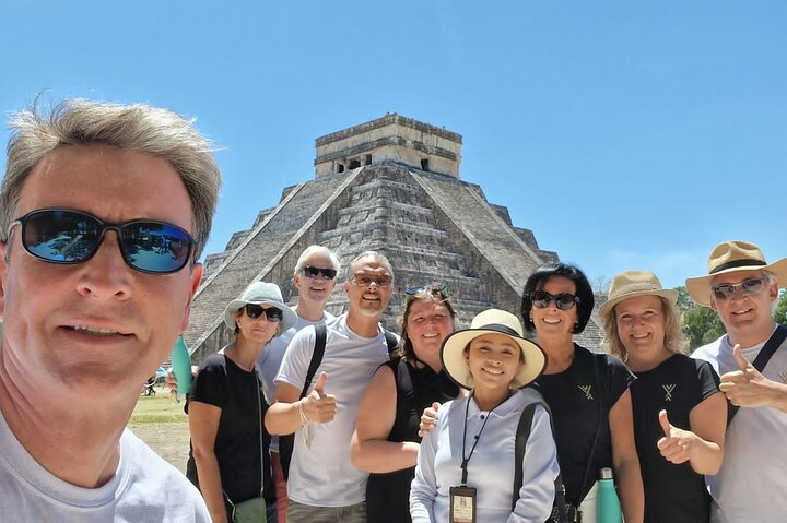 Private Guide Service in the Archaeological Zone of Chichen Itza