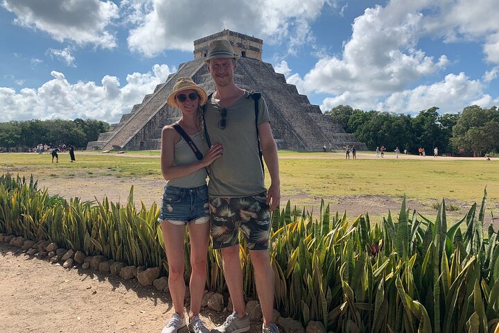 Private Guide Service in the Archaeological Zone of Chichen Itza