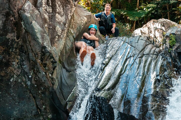 Two-in-One Day Trip: El Yunque and Bio Bay Tour with Transport