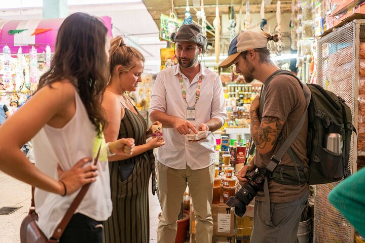 Breakfast & Market Tour in San Luis Potosí with English Guide