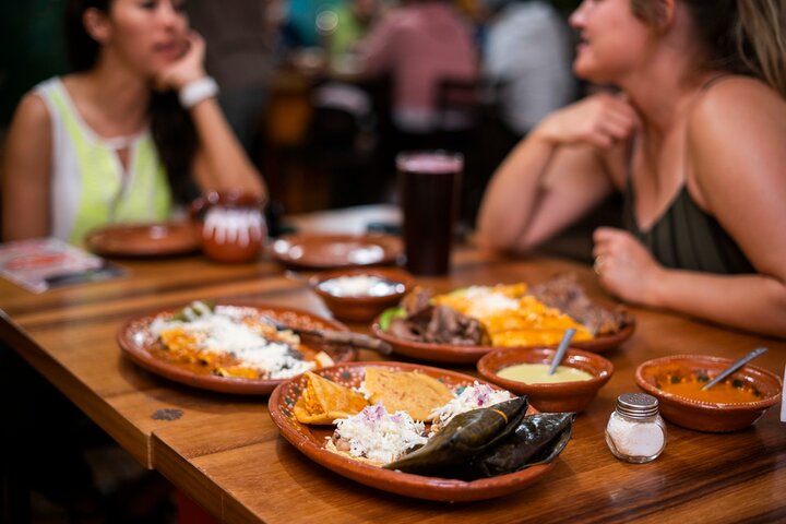 Breakfast & Market Tour in San Luis Potosí with English Guide