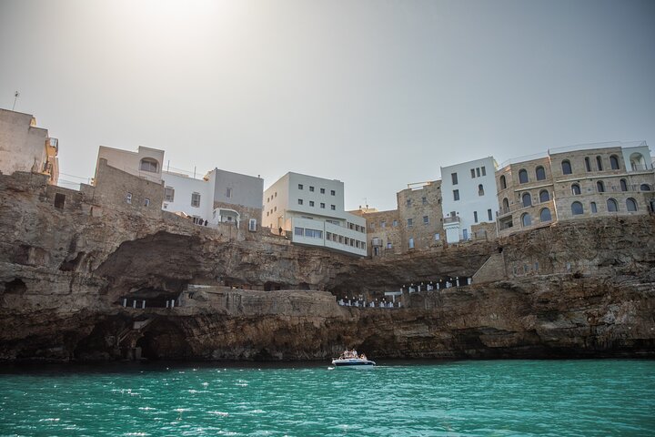 Polignano a Mare: Boat Tour of the Caves - Small Group