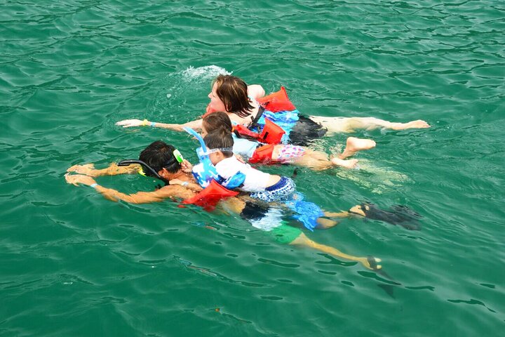 Flamingo, Guanacaste All Inclusive Catamaran Snorkel Adventure