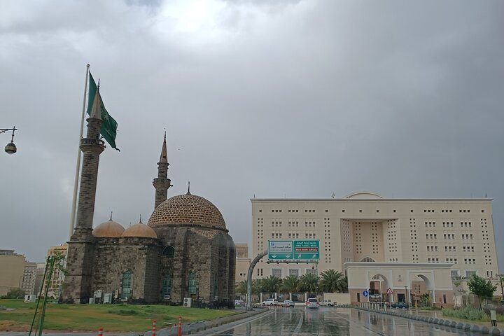 Luxury tours in Medina with a private tour guide