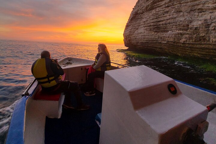 Pigeon Rocks Boat Ride Beirut (Raouche Rocks)