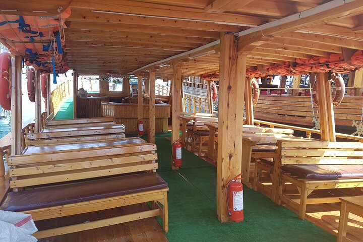 Alanya Relaxing Boat Tour with Lunch, Soft Drinks & Transfer