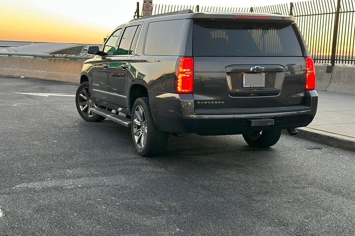 Winnipeg Airport (YWG) to Portage la Prairie -Round-Trip Transfer