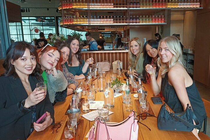 Melbourne: Yarra Valley Wine, Gin, Whisky and Chocolate Tour