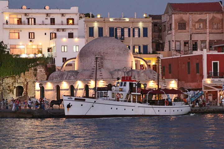 Arriving by cruise ship at Chania - Port of Souda